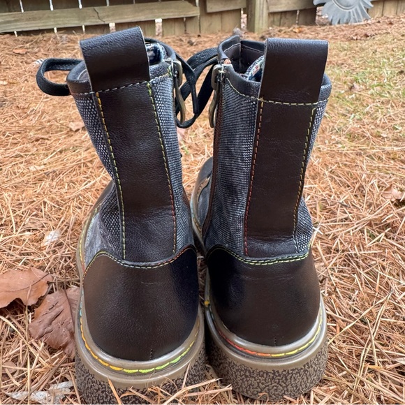 Black Leather women’s Combat Boots - Picture 8 of 10